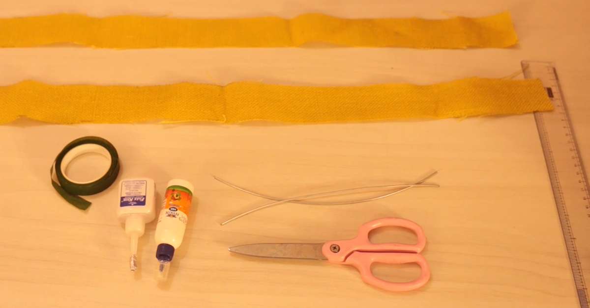 DIY Faux Flowers And Vase Decor