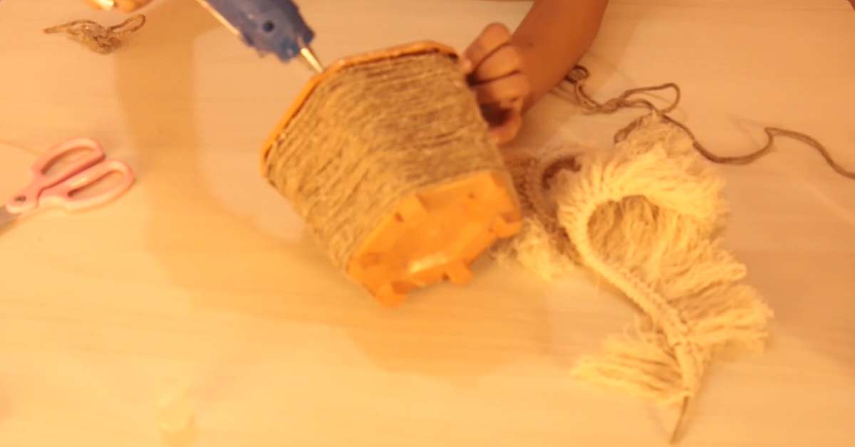 DIY Faux Flowers And Vase Decor