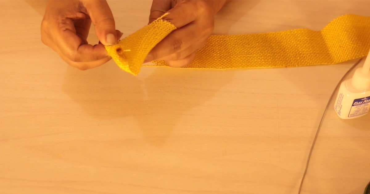 DIY Faux Flowers And Vase Decor