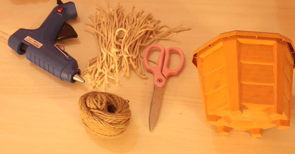 DIY Faux Flowers And Vase Decor